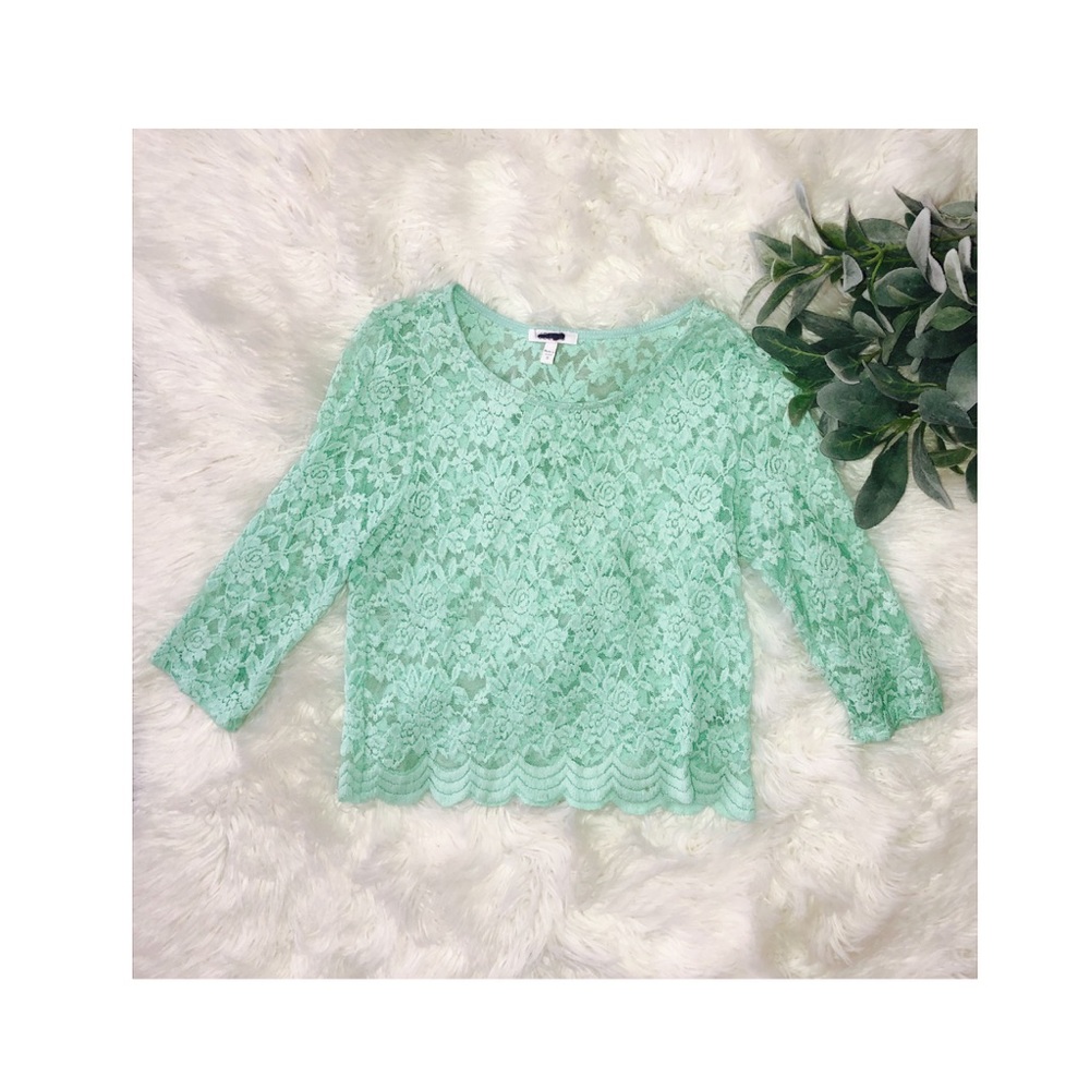 Lace Top✨